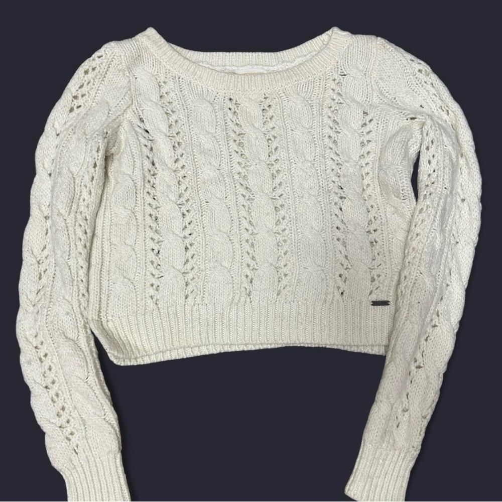 Hollister Cream Cropped Knit Sweater